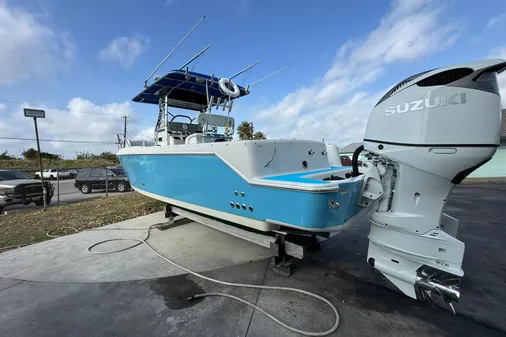 Pro-Line 3400 Bimini Cuddy image