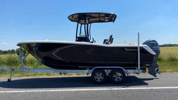 Tidewater 220 LXF