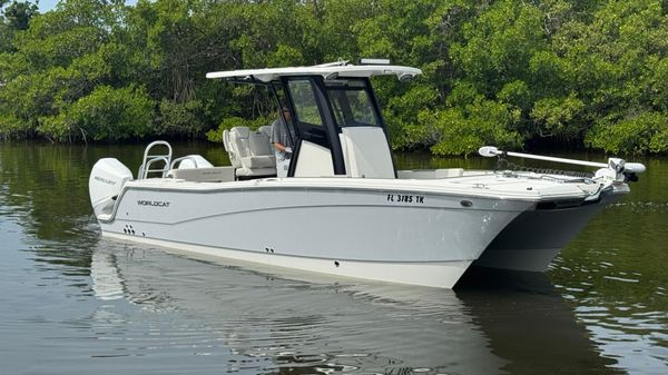 World Cat 260 CC-X