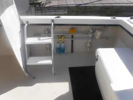 May-Craft 2700 Pilothouse Cabin image