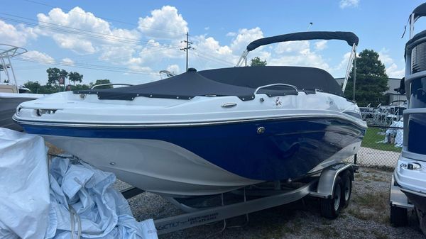 Hurricane SunDeck 217 OB 