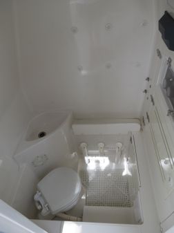 Jupiter 31 Center Console image