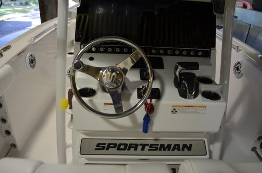 Sportsman Open 242 Center Console image