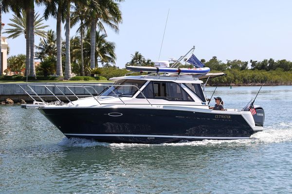 Cutwater C-248 Coupe - main image