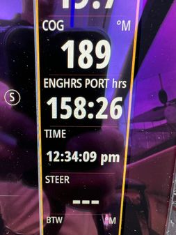 Sea Ray 320 Sundancer image