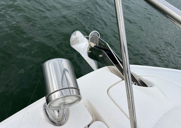 Sea Ray 320 Sundancer image