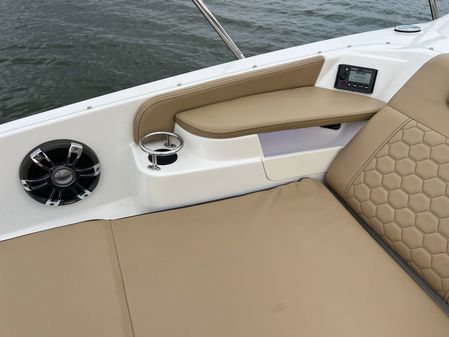 Sea Ray 320 Sundancer image