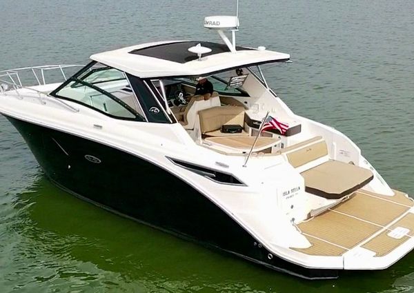 Sea Ray 320 Sundancer image