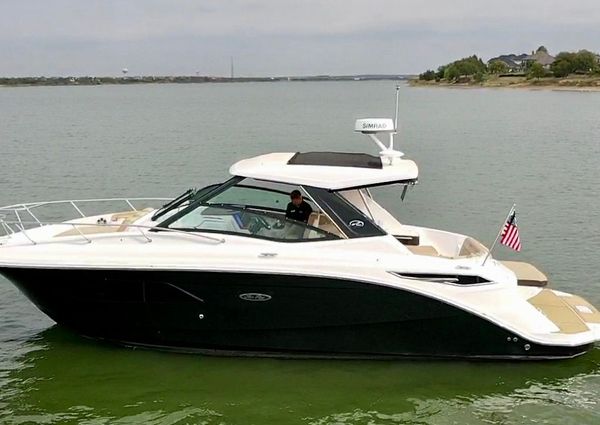 Sea Ray 320 Sundancer image