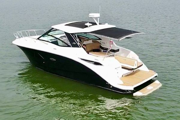 Sea Ray 320 Sundancer - main image