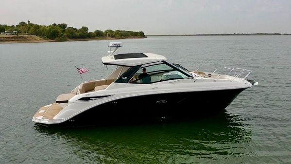Sea Ray 320 Sundancer image