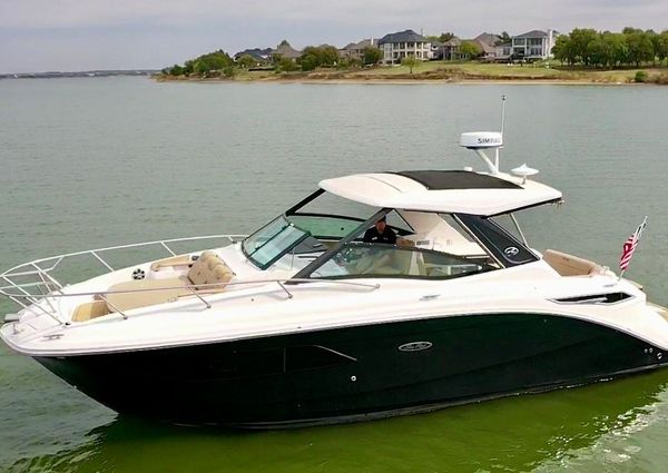 Sea Ray 320 Sundancer image