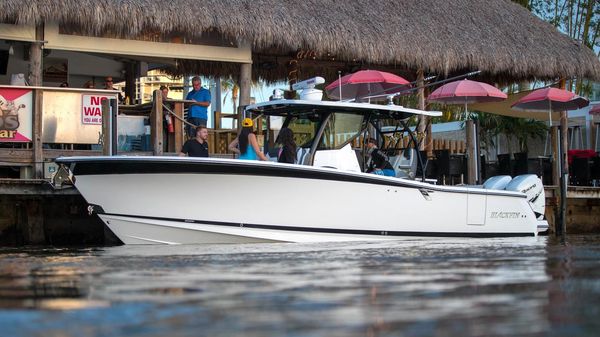 Blackfin 332 CC