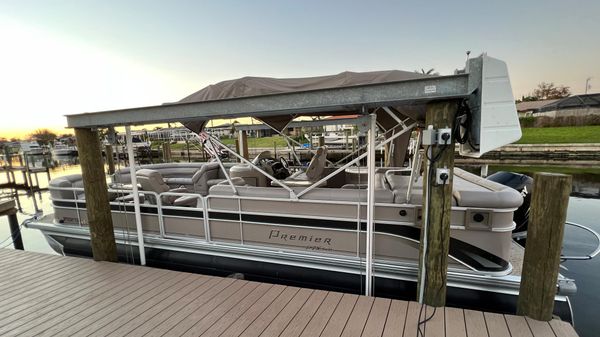 Premier 275 Grand Majestic LTD 