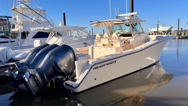 Grady-White 376 CANYON SEAKEEPER
