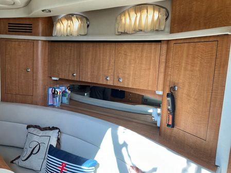 Sea Ray 340 Sundancer image