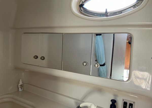 Sea Ray 340 Sundancer image