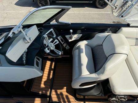 Mastercraft X46 image