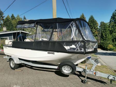 Boston Whaler 170 Montauk image