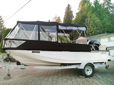 Boston Whaler 170 Montauk image