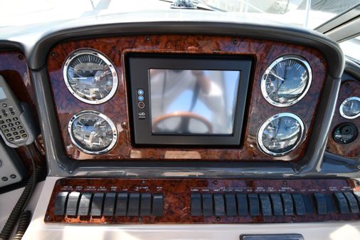 Sea Ray 420 Sundancer image