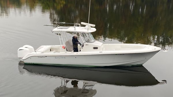 Edgewater 320CC