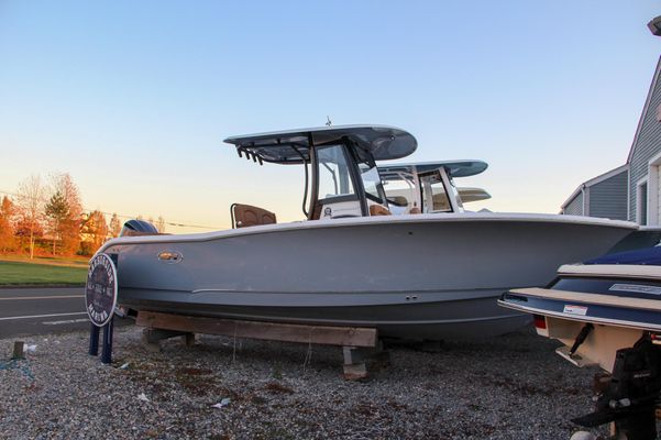 Sea Hunt Ultra 255 SE - main image