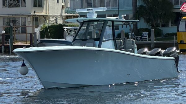 Front Runner 36 Center Console 