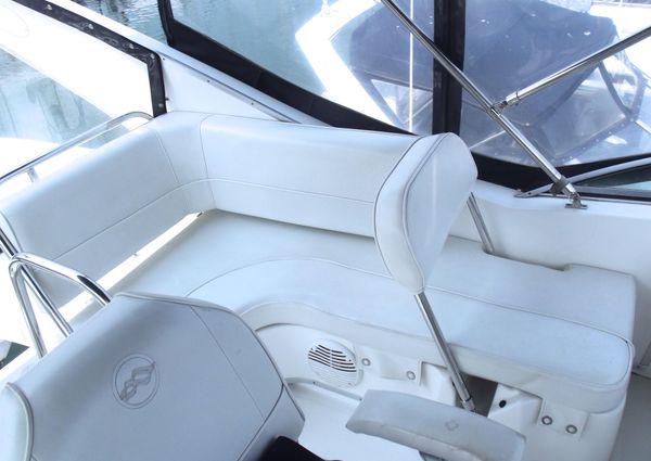 Bayliner 3388-MOTOR-YACHT image