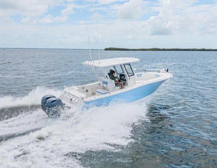 Robalo R270-CENTER-CONSOLE image