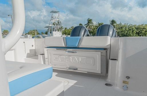 Robalo R270-CENTER-CONSOLE image