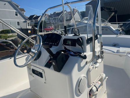 Boston-whaler 170-MONTAUK image