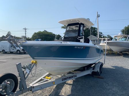 Boston-whaler 230-OUTRAGE image