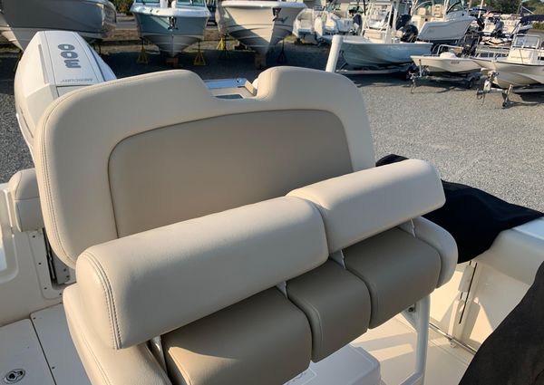 Boston-whaler 230-OUTRAGE image