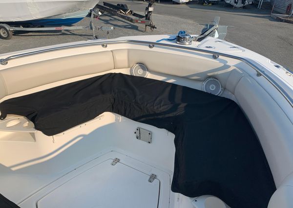 Boston-whaler 230-OUTRAGE image