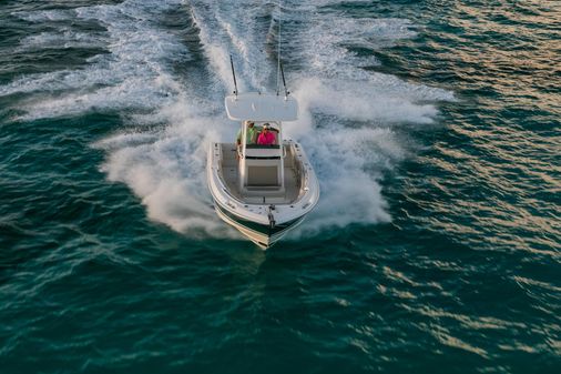 Boston-whaler 230-OUTRAGE image