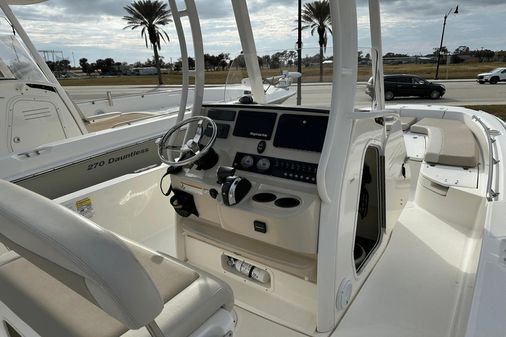 Boston Whaler 240 Dauntless image