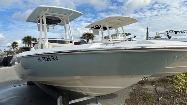 Boston Whaler 240 Dauntless 