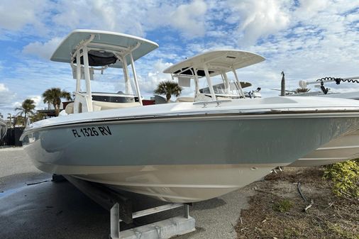 Boston Whaler 240 Dauntless image