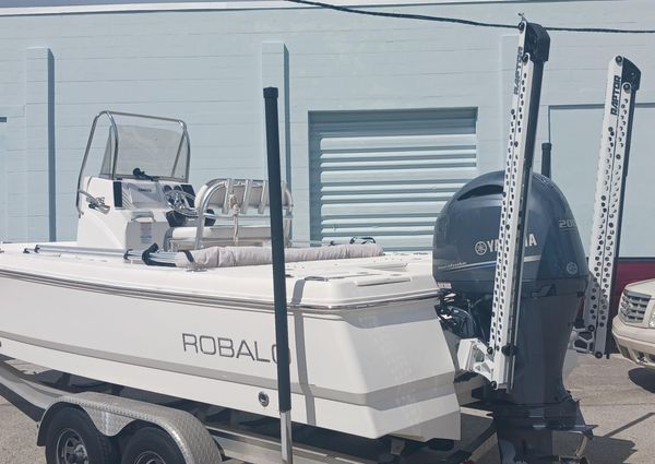 Robalo 226-CAYMAN image