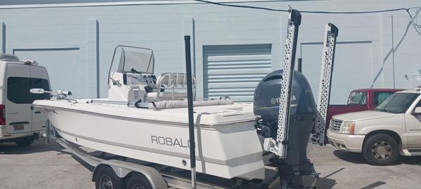 Robalo 226-CAYMAN image