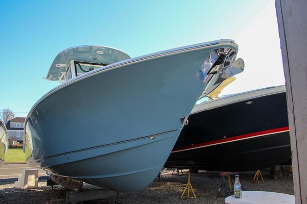 Sea Hunt Gamefish 27 - main image
