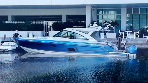 Formula 430 Super Sport Crossover