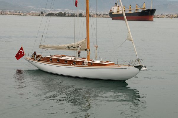 Custom Classic Sloop - main image