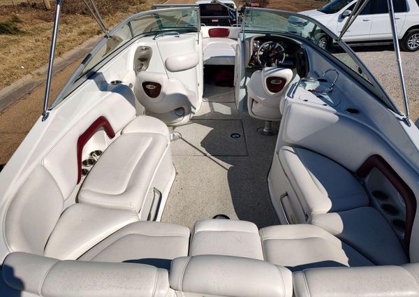 Crownline 270-BR image