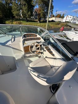 Regal 292 Commodore image