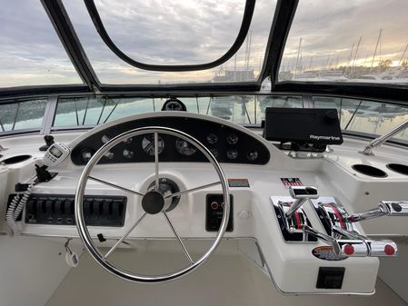 Bayliner 4087 Aft Cabin image