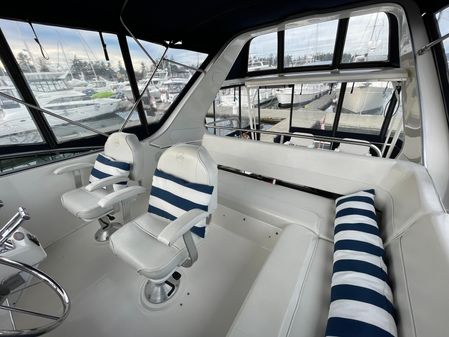 Bayliner 4087 Aft Cabin image