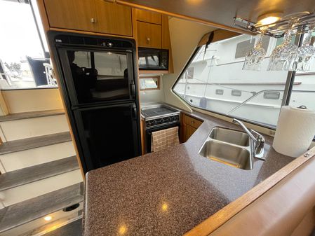 Bayliner 4087 Aft Cabin image