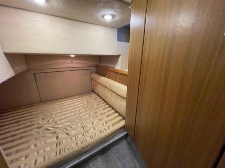 Bayliner 4087 Aft Cabin image